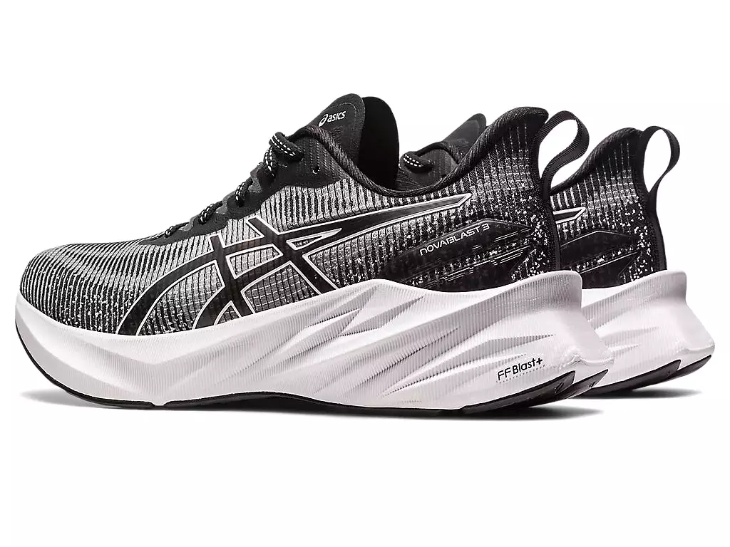 ASICS Women's NOVABLAST 3 LE (White/Black)