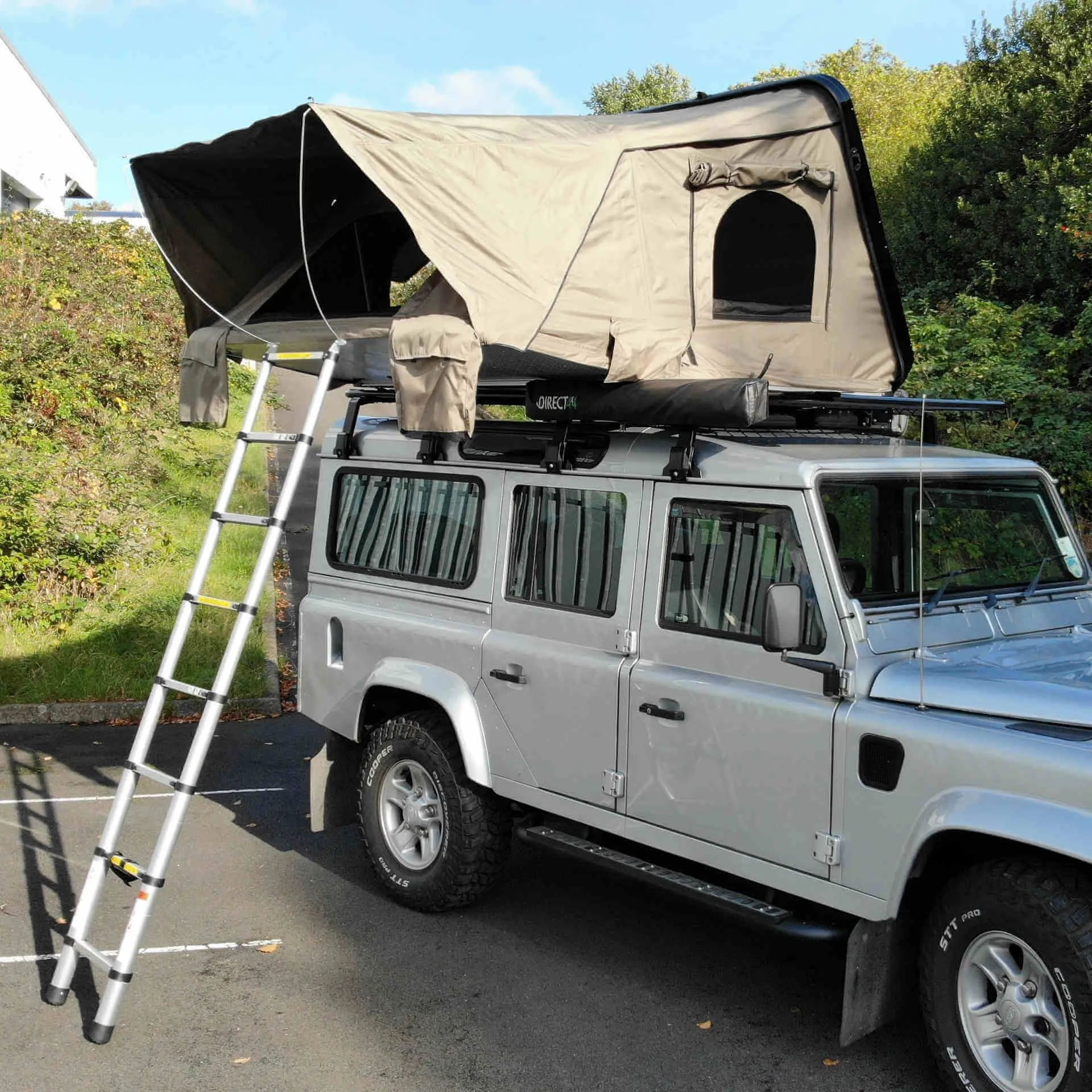 Forest Green RoofTrekk 4 Person Hard Shell Roof Top Tent