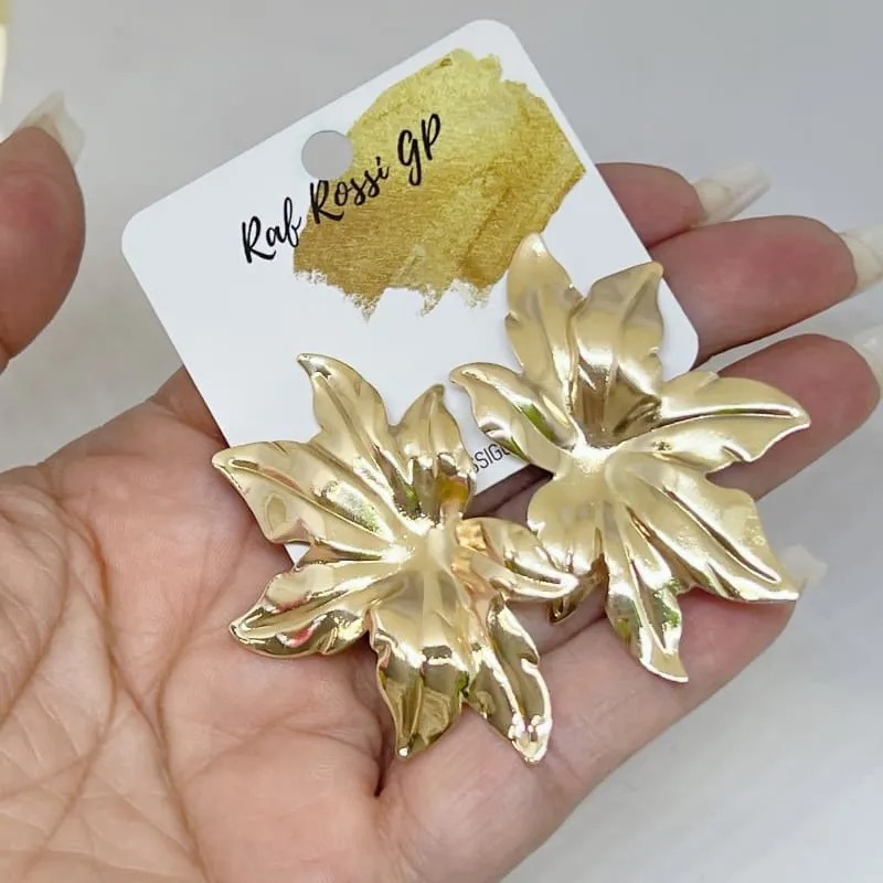 Leaf gold- filled studs earrings