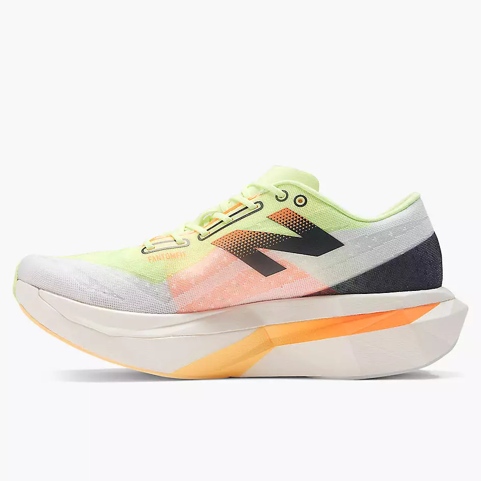 M New Balance FuelCell SC Elite v4