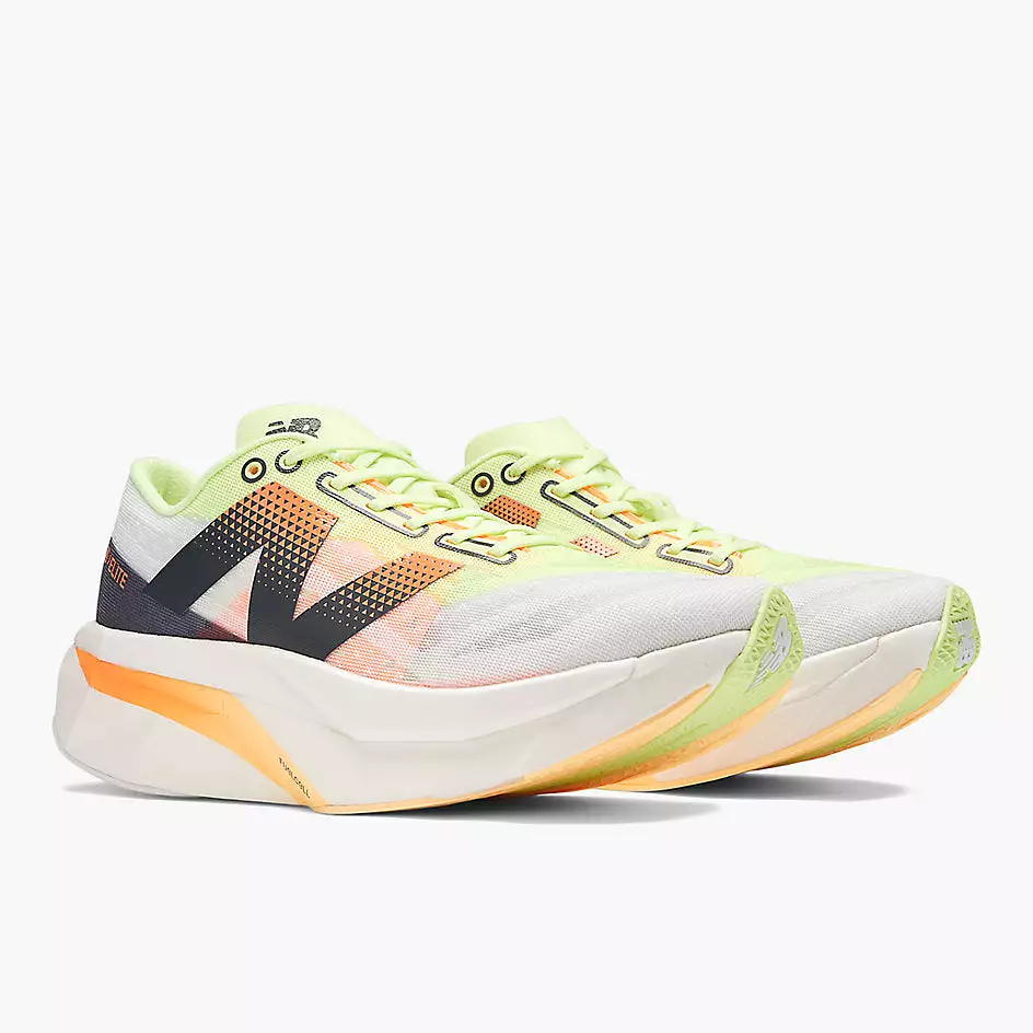 W New Balance FuelCell SuperComp Elite v4