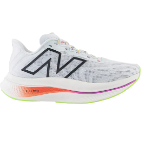 W New Balance Supercomp Trainer v2